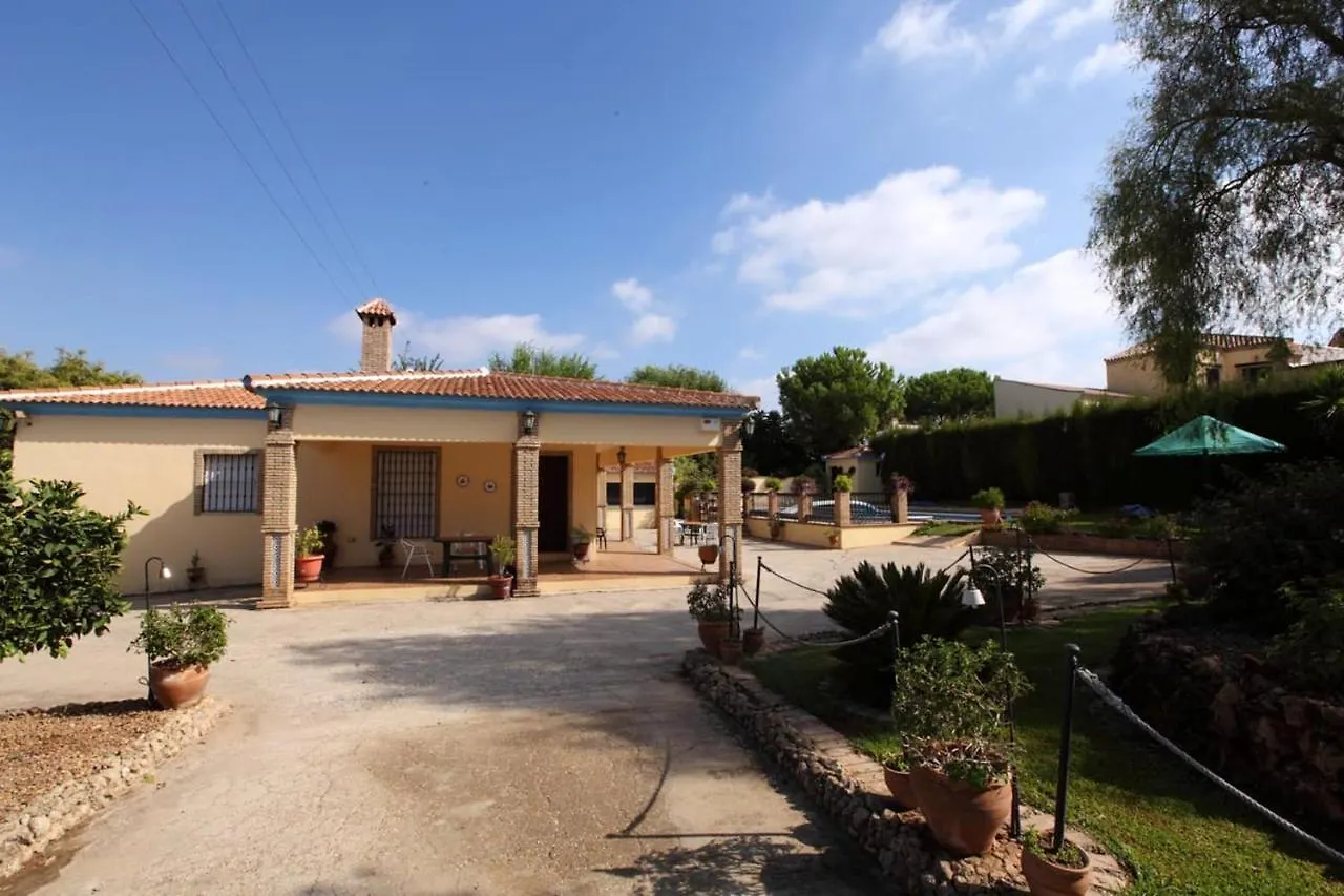 Spacious Villa With Pool In Sanlúcar la Mayor