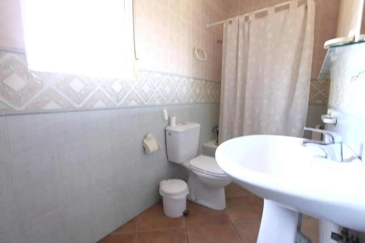 Spacious Villa With Pool In Sanlúcar la Mayor ספרד